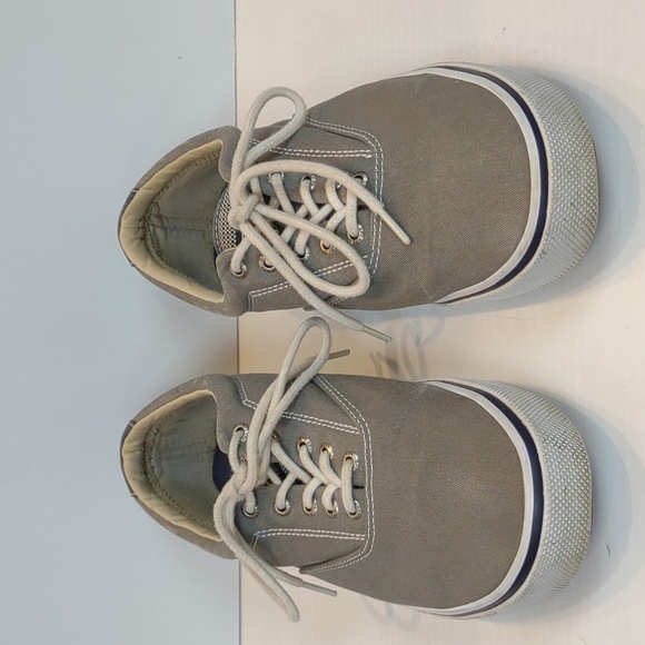 Sperry Topsider Men's Grey Halyard CVO Lace Up Saltwashed Sneaker - Picture 3 of 13